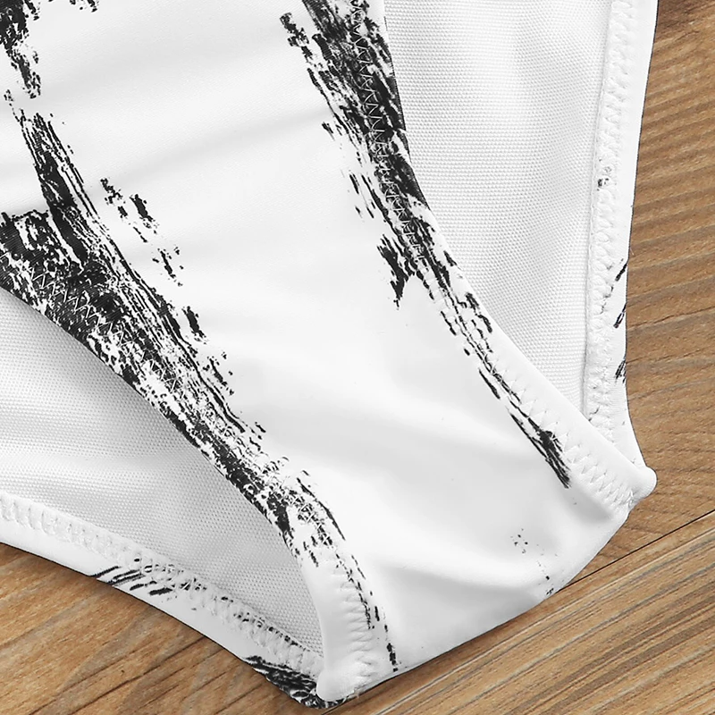 15525464432926763675