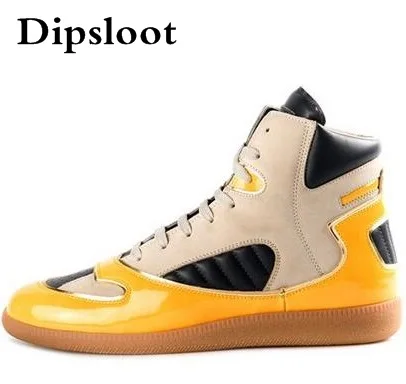 Brand Designer High Quality red Leather Shoes Men Lace-Up High Top Men Casual Shoes fashion cut outs luxury brand men shoes Brand Designer High Quality red Leather Shoes Men Lace-Up High Top Men Casual Shoes fashion cut outs luxury brand men shoes
