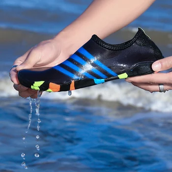 

2019 Men Woman Beach Summer Outdoor Wading Shoes Swimming On Surf Quick-Drying Skin Sock Striped Aqua Shoes Yoga Gym Water Shoes