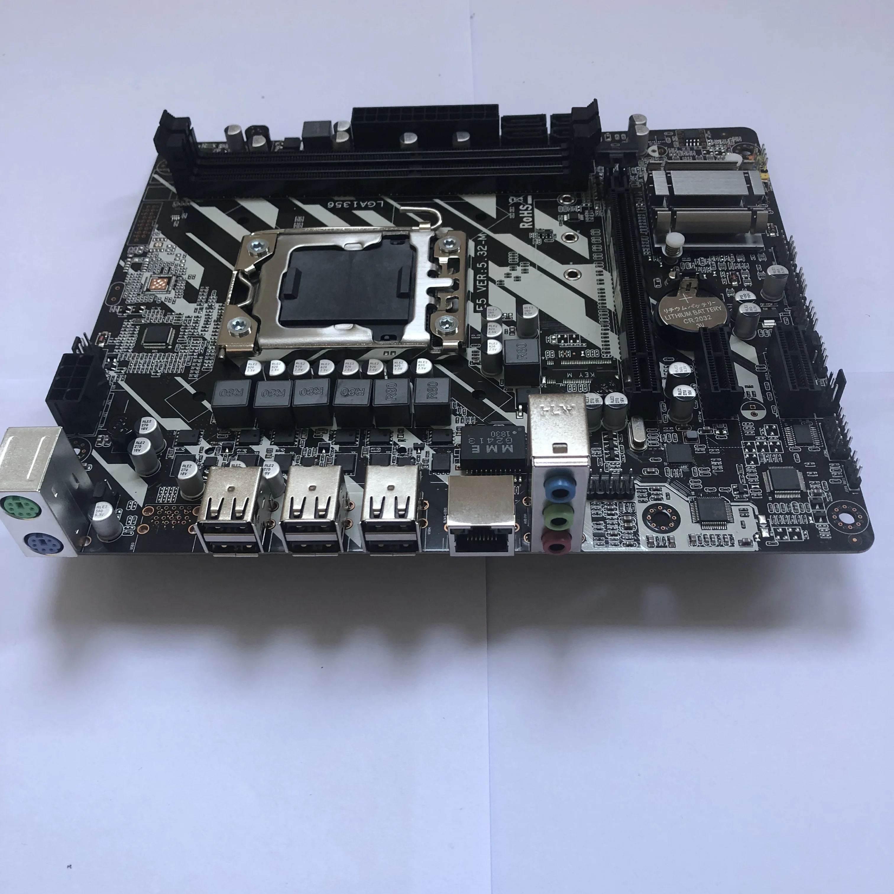 جديد اللوحة E5 VER: 5.32-M LGA 1356 DDR3 سطح اللوحة