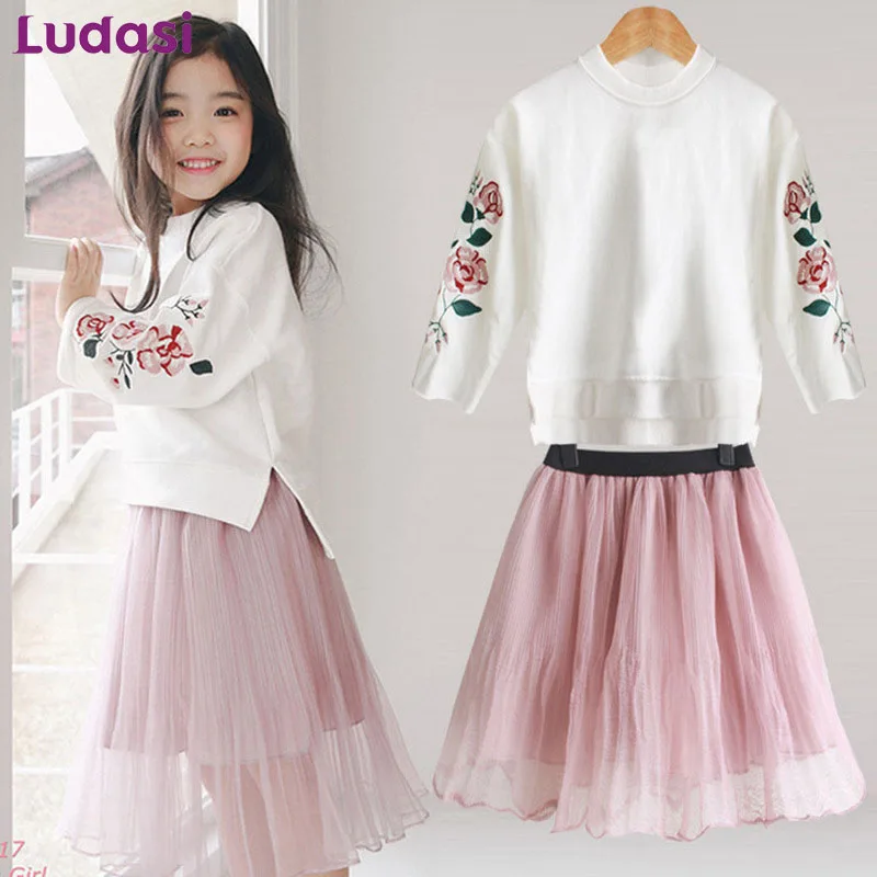 

Kids Girls Suits Children Clothes For Gls Sweatshirts Teen Clothing Set Cotton Embroidery Top+Mesh Skirt Child Suits Teenagers