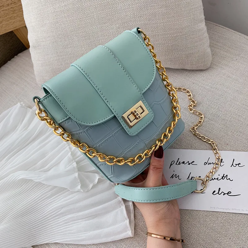 

New small bag female 2019 new texture Messenger bag ladies stone pattern chain shoulder bucket bag