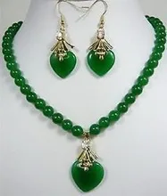 Кулон с зелёными камнями в форме сердца, ожерелье и серьги, набор, кварцевые, с тонким покрытием, свадебные, широкие часы, крылья, королева