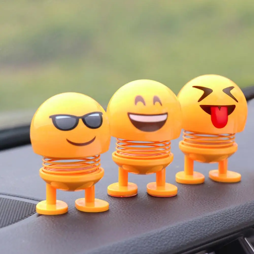 New Car Ornaments Smiley Shaking Head Dolls Cute Cartoon Funny Emoji Wobble Head Robot Lovely Car Dashboard Decor Auto