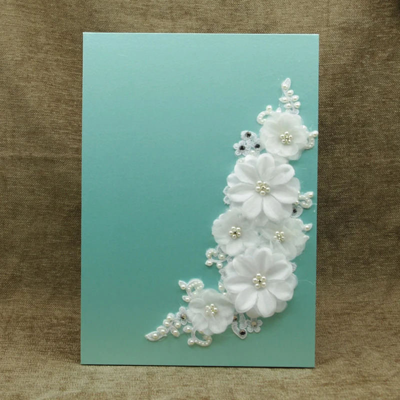 

High Quality Wedding Guest Book With Bride Lace Flowers For Wedding Party Decoration GB01