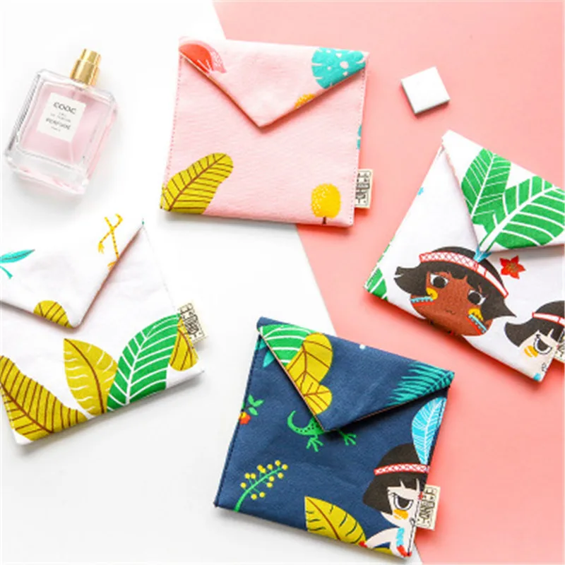 

NIBESSER Women Cute Sanitary Pad Organizer Kawaii Bag Cute Cartoon Print Lady Wallet Purse Napkin Towel Convenience Bags Girls