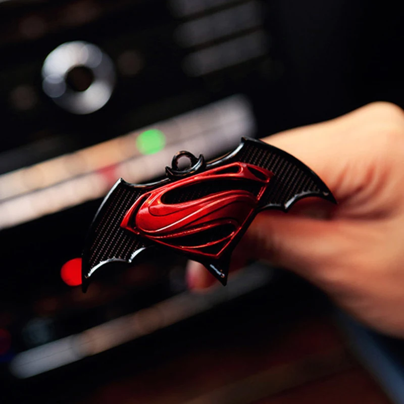 Автомобильный Стайлинг воздушный зажим для Освежителя кондиционер вентиляционное отверстие духи для Мстителей Marvel Железный человек Бэтмен вентиляторы - Название цвета: B