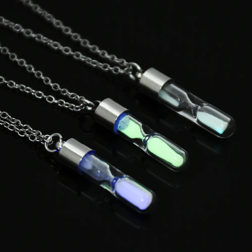 

2017 New Fashion Women Men Glowing Luminous Sand Timer Glass Pendant Hourglass Bottle Necklace