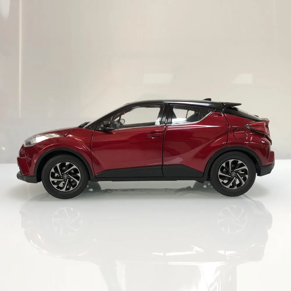 1:18 литье под давлением модель для Toyota IZOA C-HR красная Игрушечная машина из сплава миниатюрная коллекция подарки CHR C HR