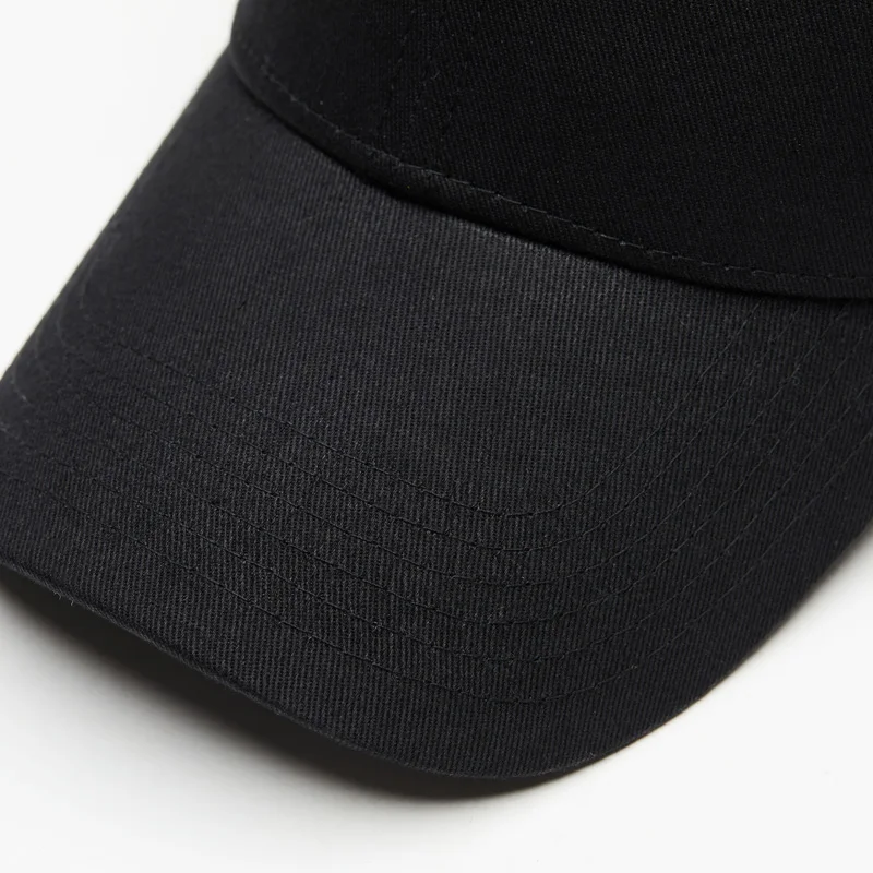 baseball-cap-pure-color-black-detail-visor