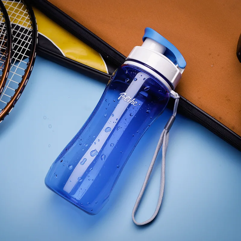 Новая летняя 560/720 мл неразогреваемая BPA бесплатно пластиковая бутылка для воды для кемпинга, походов, туров, альпинизма, спорта, фитнеса, рыбалки, бутылки для воды - Цвет: blue
