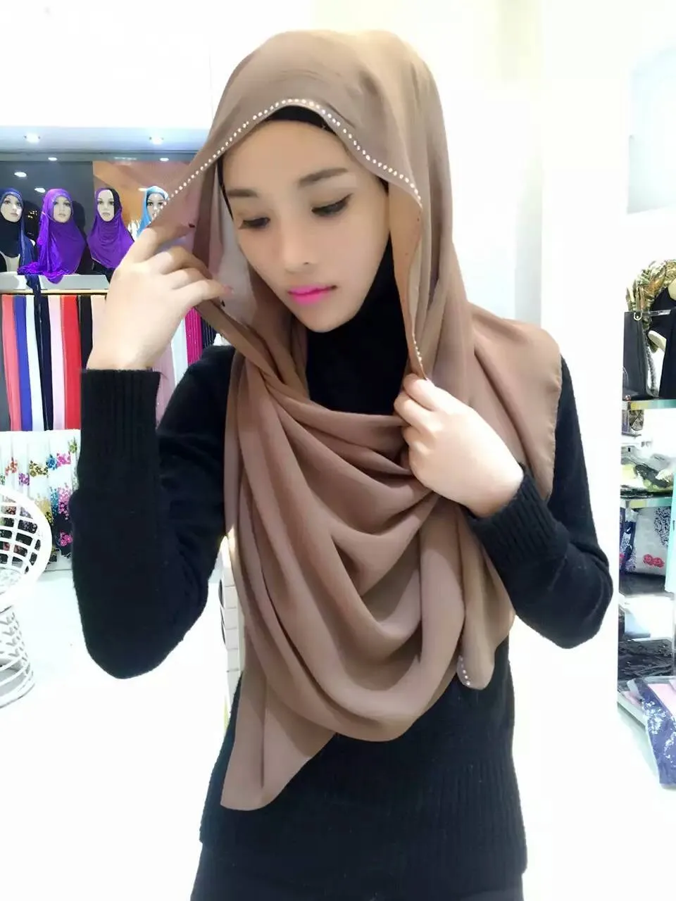 Красивый дизайн бисером chiffon180* 70 см сплошной цвет мусульманские длинный шарф хиджаб шаль