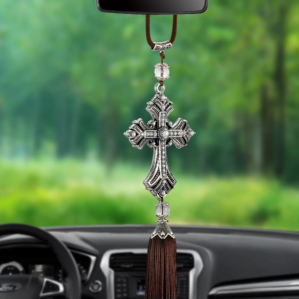 

Metal And Crystal Diamond Cross Jesus Christian Car Rear View Mirror Car Pendant Hanging Car Styling Accessories Auto Decoration