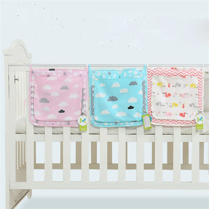 

New Style Hot Bed Hanging Storage Bag Baby Crib Bed Baby Cotton Crib Organizer Toy Diaper pocket for Crib Bedding Set 30*30cm