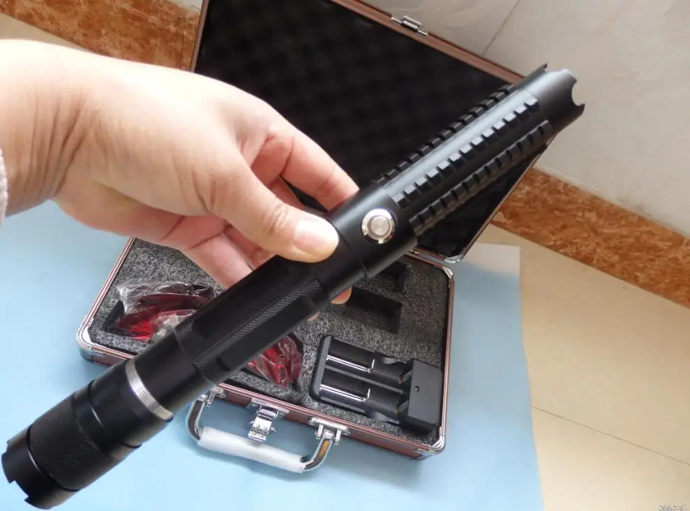 

High Power laser pointer Burning Blue Laser Torch 445nm 10000m Focusable Laser sight Pointer Flashlight burn match lit cigarett