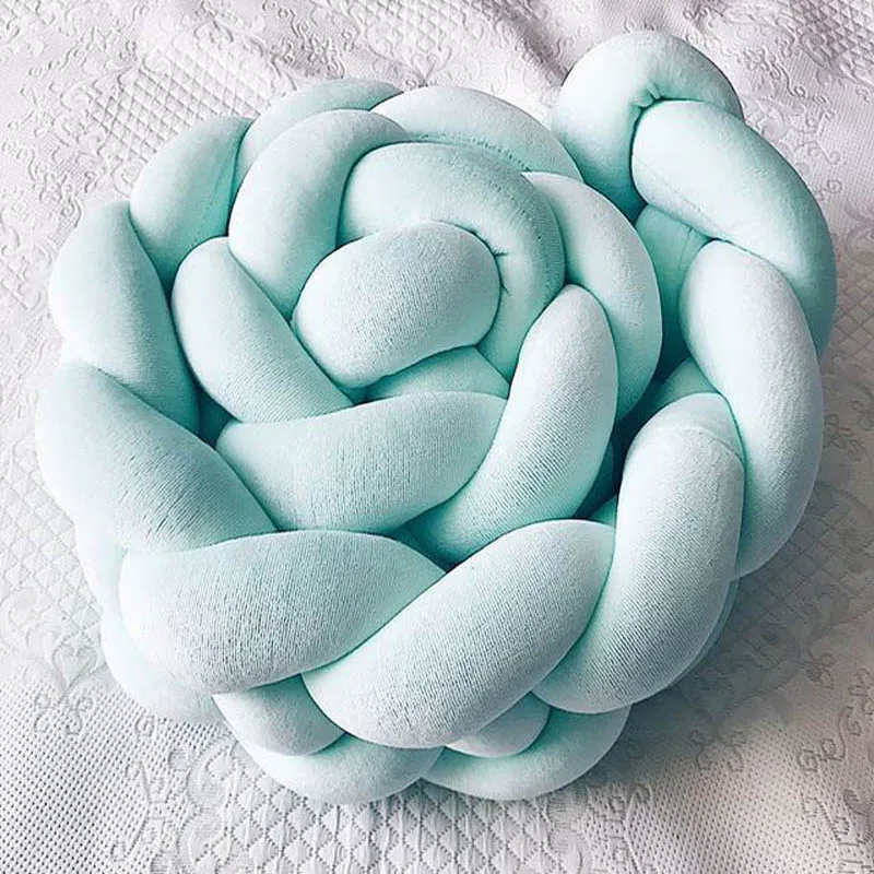  (8)