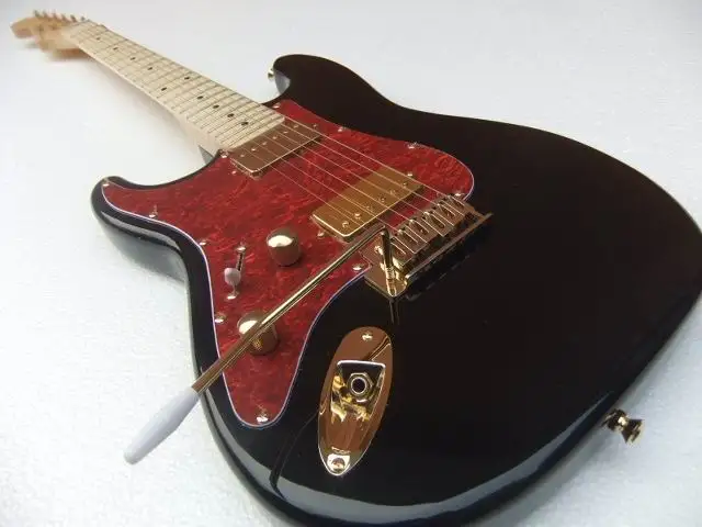 Wholesale New Left Handed STR Electric Guitar 3 Pickups In Black 101008