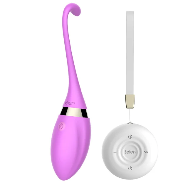 Wife dominates huge cock Wireless remote clit massage