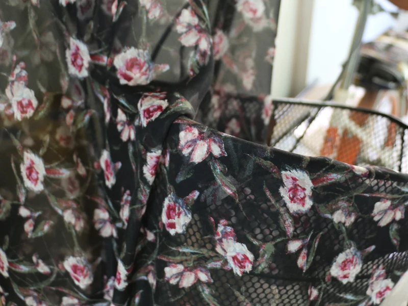 100*135 см черный шелк шифон Марля Tilda цветочный шелк тутового шелкопряда ткань