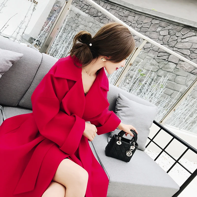 

New Women's Wool Coat Autumn Winter 2018 Fashion Solid color Woolen Jacket Long Outerwear Female Red Woolen Hepburn oversized