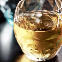 Сделано в Италии 400 мл/500 мл/590 мл Даймонд форме кристалла Drinkware цвета холодной воде Виски Алкоголь сок за чашечкой чая