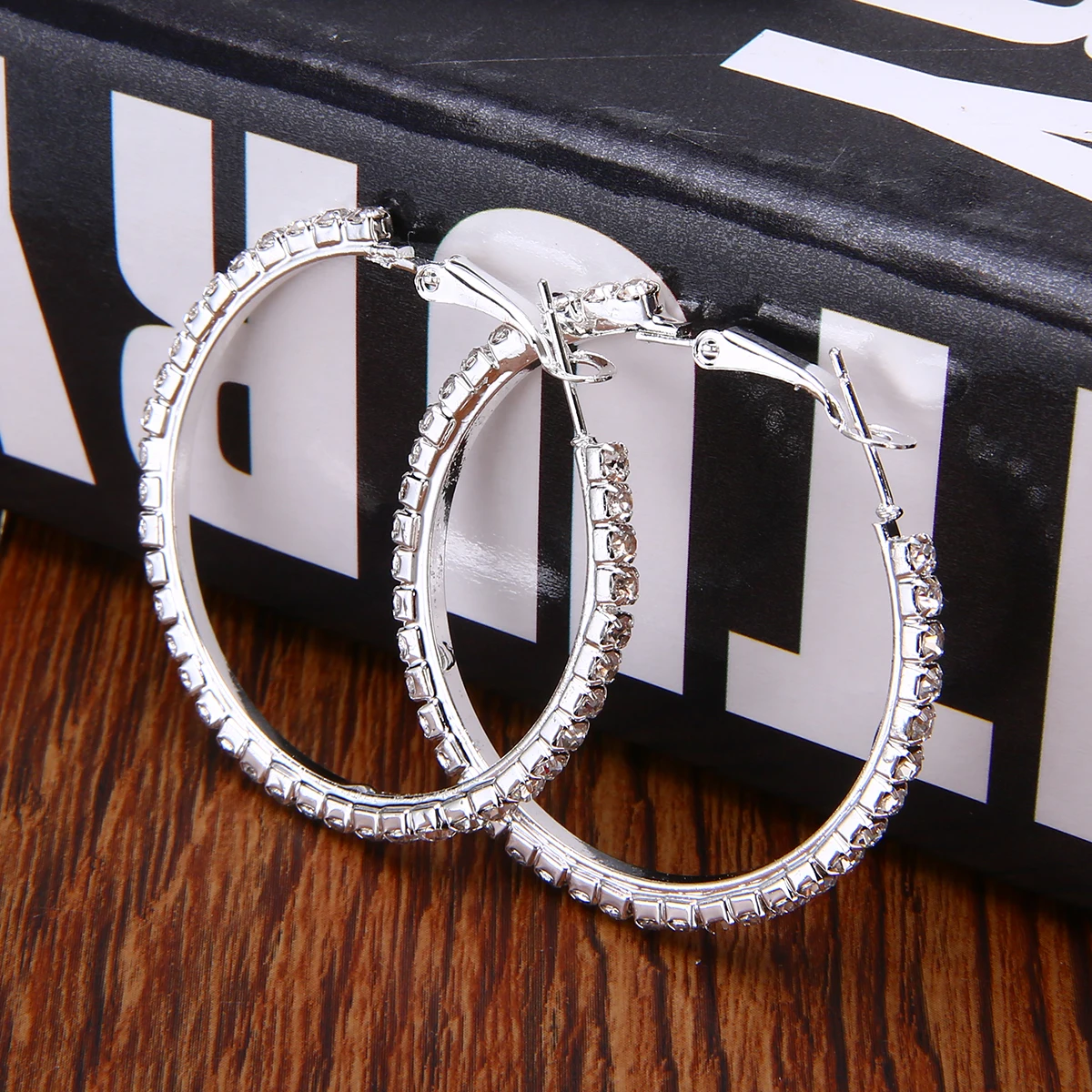 Luxury Elegant Crystal Round Circle Earrings Fashion Charming Hoop Earring Trendy Jewelry Birthday Gifts For Women