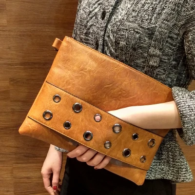 brown DOYUTIG Vintage Women Large Capacity Envelope Clutch Bags Lady PU Leather Wedding Day Clutches& Money Purses Evening Bags A233 - Цвет: brown