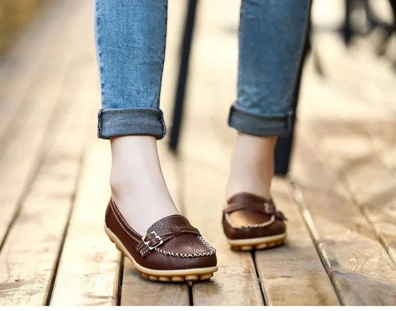 Soft Genuine Leather Shoes Women Slip On Woman Loafers Moccasins Female Flats Casual Women's Buckle Boat Shoe Plush Size 35-41 20