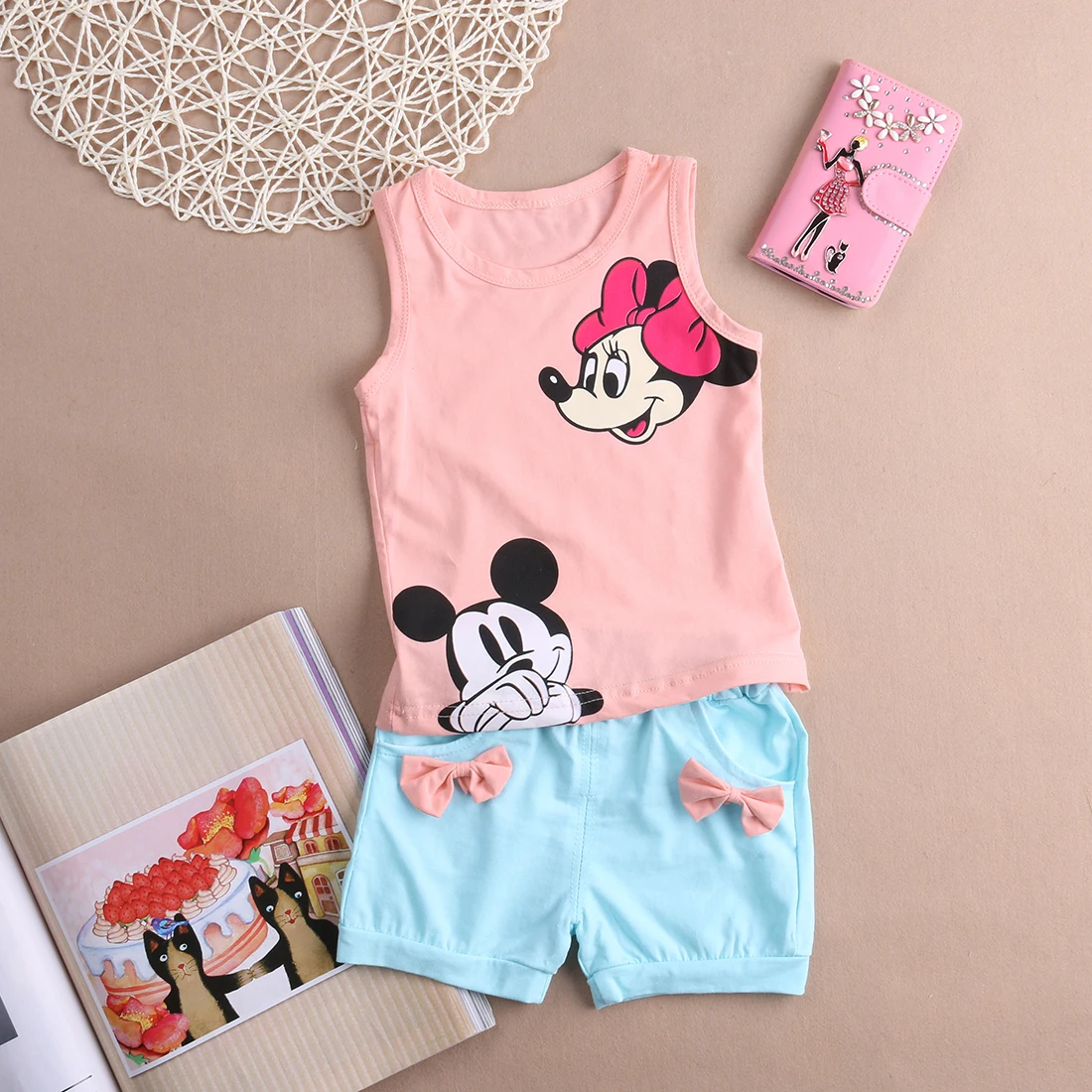 Комплекты одежды из хлопка с рисунком мышки для маленьких девочек; летняя футболка для маленьких девочек; топ+ шорты; комплект одежды; От 1 до 5 лет