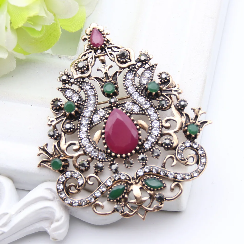 brooch hijab