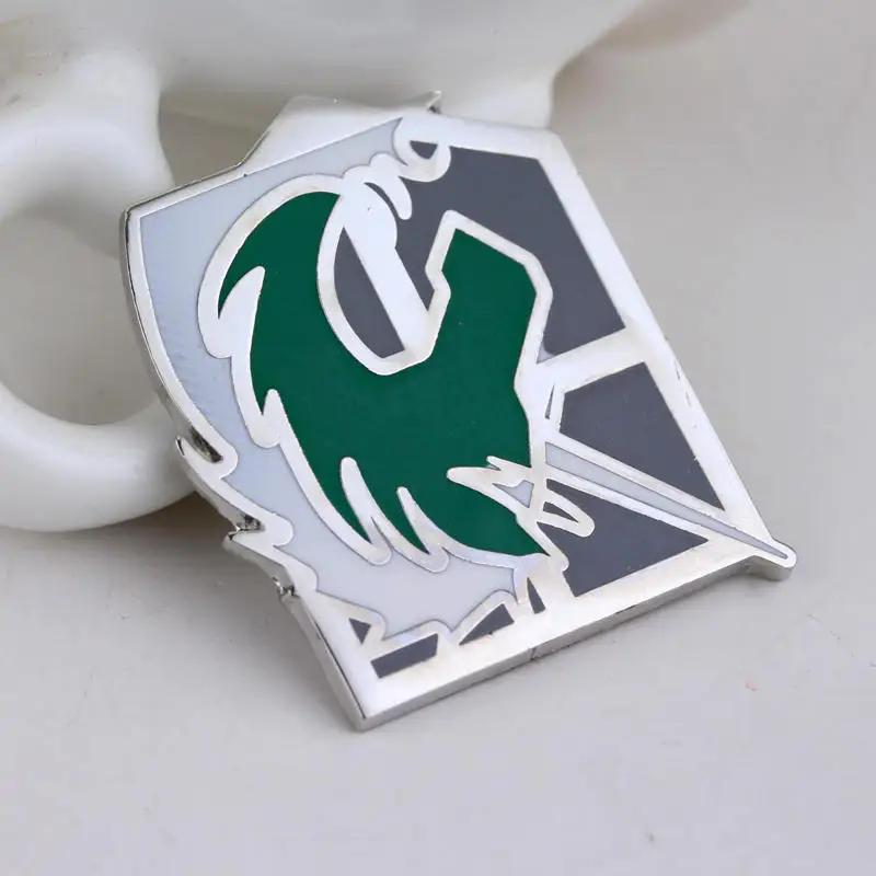 

MQCHUN Fashion Attack on Titan Brooch Shingeki no Kyojin Scouting Legion Badge Men Women Brooch Pin Vintage Cosplay Jewelry