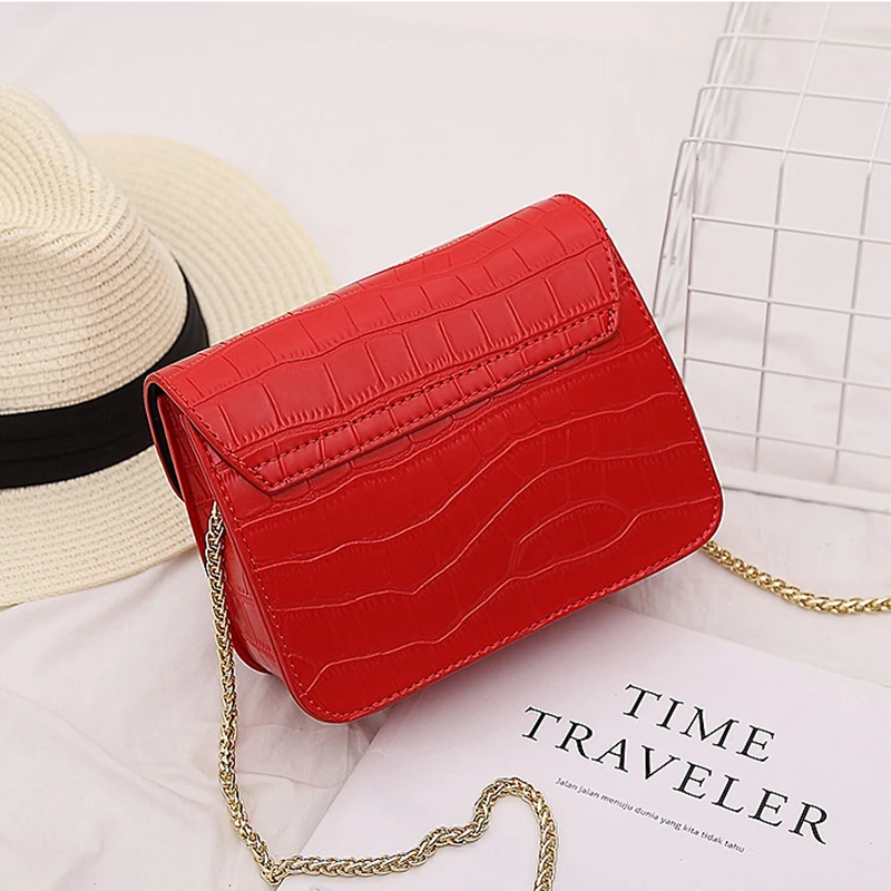  Women Handbag Leather Women Shoulder Messenger Bag Flap Small Rivets Chain Crocodile Pattern Luxury