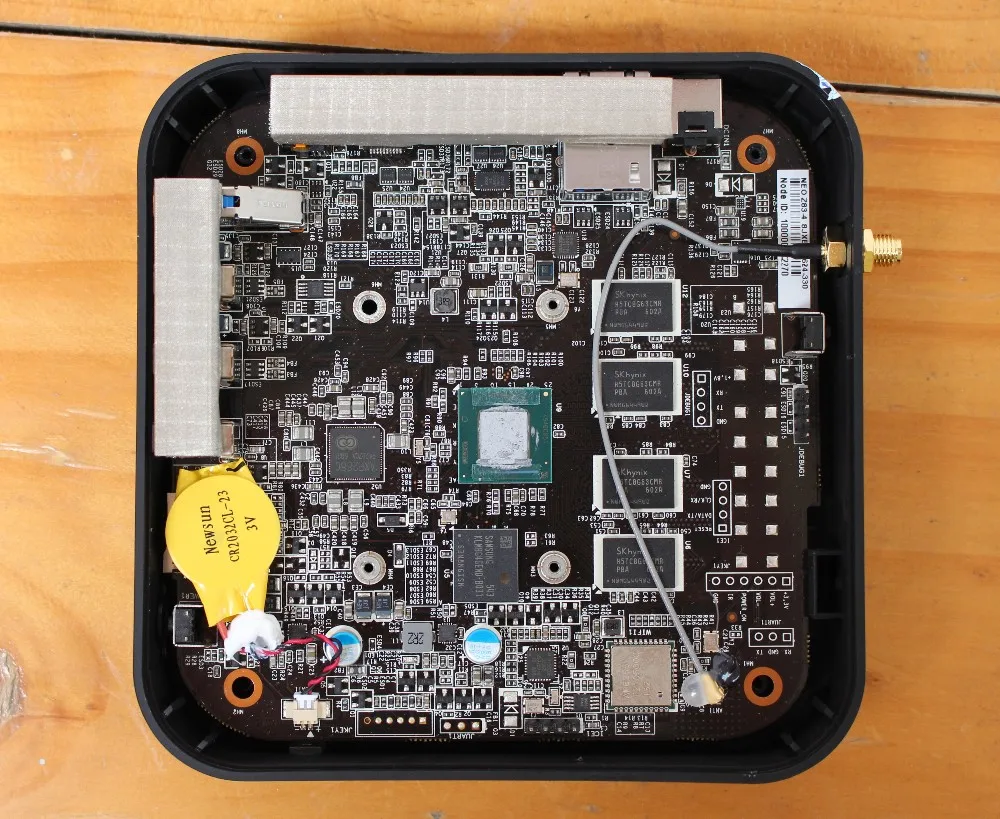 MINIX-NEO-Z83-4_Board_Large