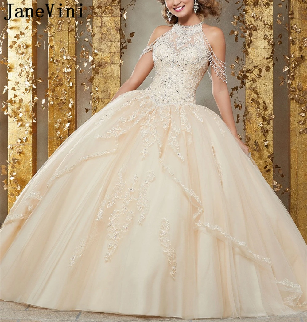 Sexy-Halter-Neck-Sweet-16-Dress-Burgundy-Quinceanera-Dresses-2019-Luxury-Beaded-Appliques-Debutante-Gown-For_副本