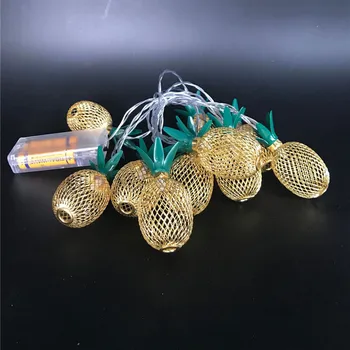 

10 LED Battery Case Light Post Iron Art Metal Pineapple Modeling Lantern Christmas Led Star Light Holiday Atmosphere Decor