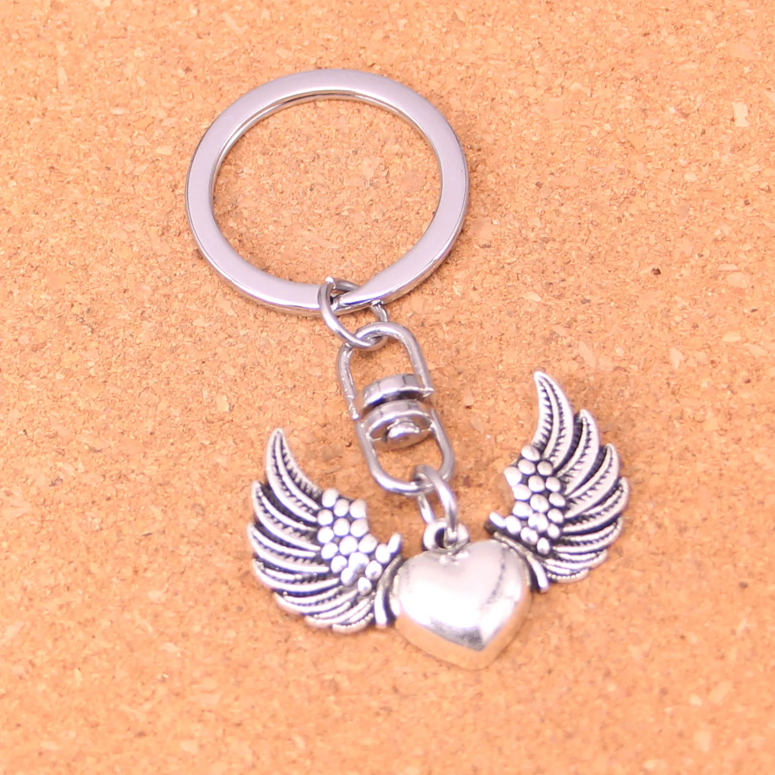 

New charming novelty Silver Color Metal Vintage fly heart Key Chains Accessory & Chrome plated Key Rings