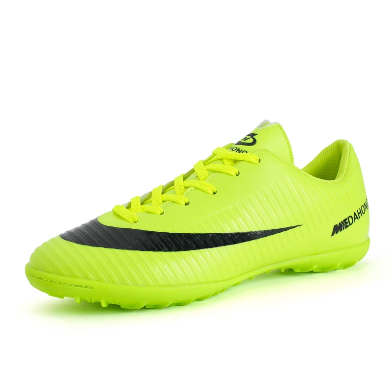 soccer shoes for turf and grass