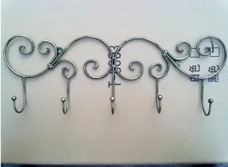 040442 Wall Decor Creative Decorative Wrought Iron Wall Coat