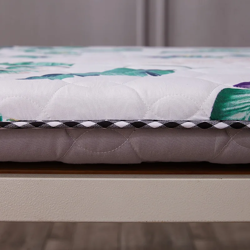 SongKAum New Fashion Classic Design Thick Warm Foldable 100% Polyester Dormitory furniture Washing cloth quilted mattress SongKAum New Fashion Classic Design Thick Warm Foldable 100% Polyester Dormitory furniture Washing cloth quilted mattress