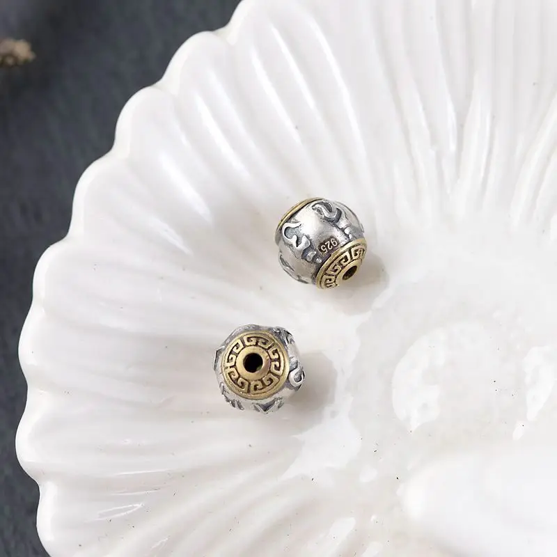 silver-om-bead009B