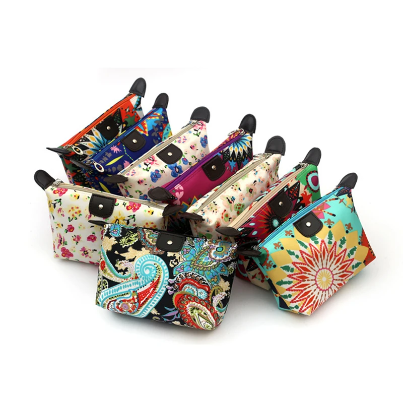 

Creative vintage 3D Printing Women Cosmetic Bag Organizer Make up Bag Multifunctional Travel Pockets Handbag Storage Bag Pouch