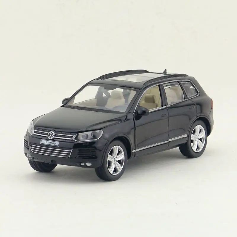 

Free Shipping/Diecast Toy Model/1:32 Scale/Volkswagen Touareg Car/Pull Back/Sound & Light Car/Educational Collection/Gift