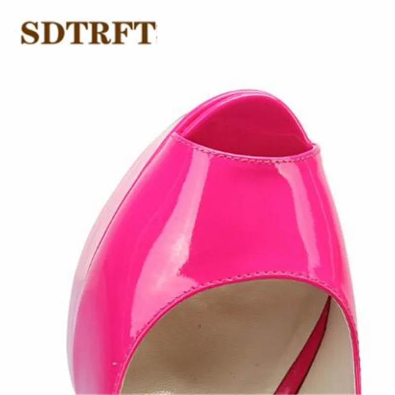 SDTRFT/Большие размеры: 44, 45, 46, 47, 48, летние босоножки пикантные женские туфли из лакированной кожи на тонком каблуке 16 см с открытым носком и золотой подошвой женские туфли-лодочки