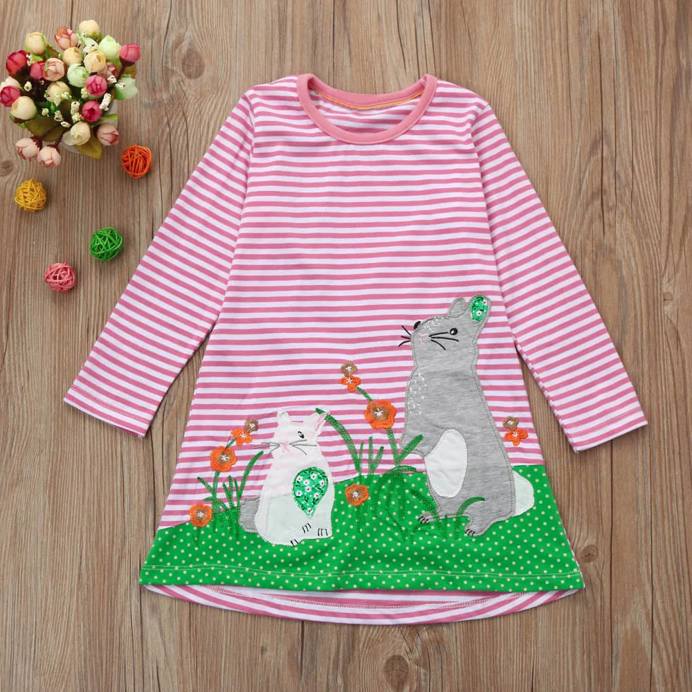 Праздничное платье принцессы с вышитым кроликом для маленьких девочек; платье трапециевидной формы в красную полоску с круглым вырезом для маленьких детей; сезон весна-осень
