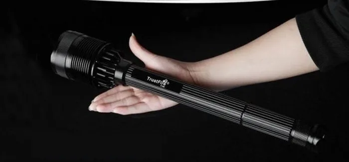 Trustfire X100 led flashlight (4)