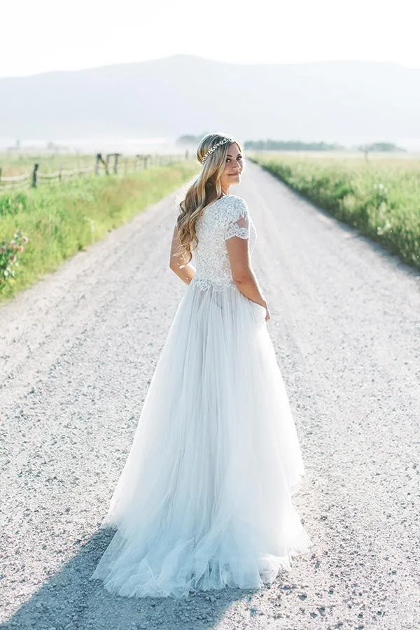 modest-beach-boho-wedding-dresses-2018-short-sleeves-plus-size-bridal-gowns-bohemia-wedding-gowns-vestido-de-novia (3)_