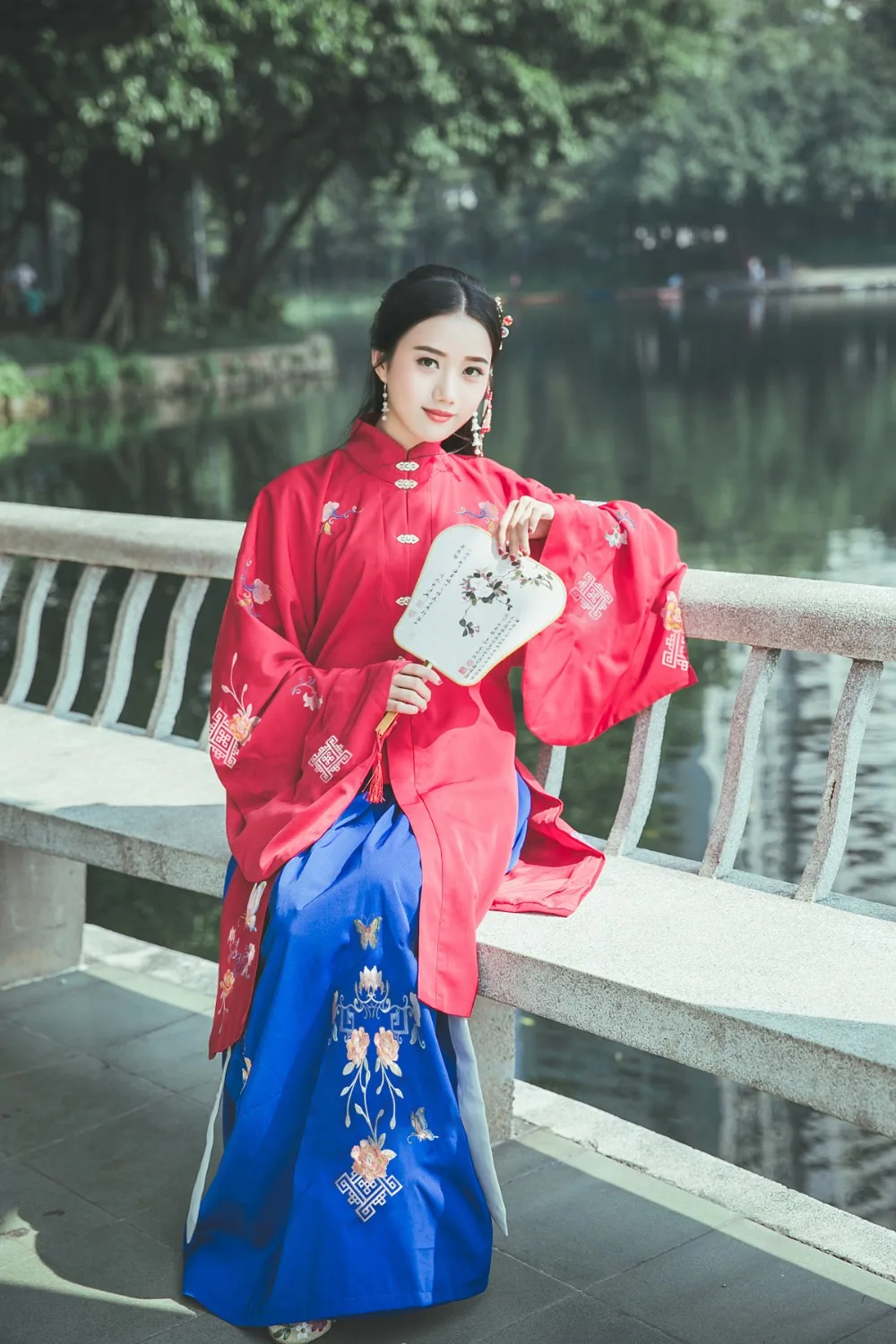 9488811660_107778287