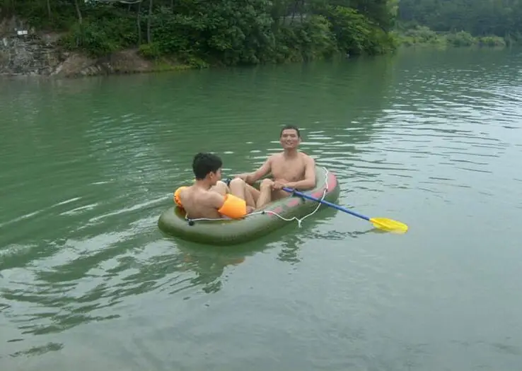 2016 Promotion Rushed Surfing Padel Rowing Boats Outboard Motor Summer Outdoor Supplies Double Inflatable Boat Rubber Fishing