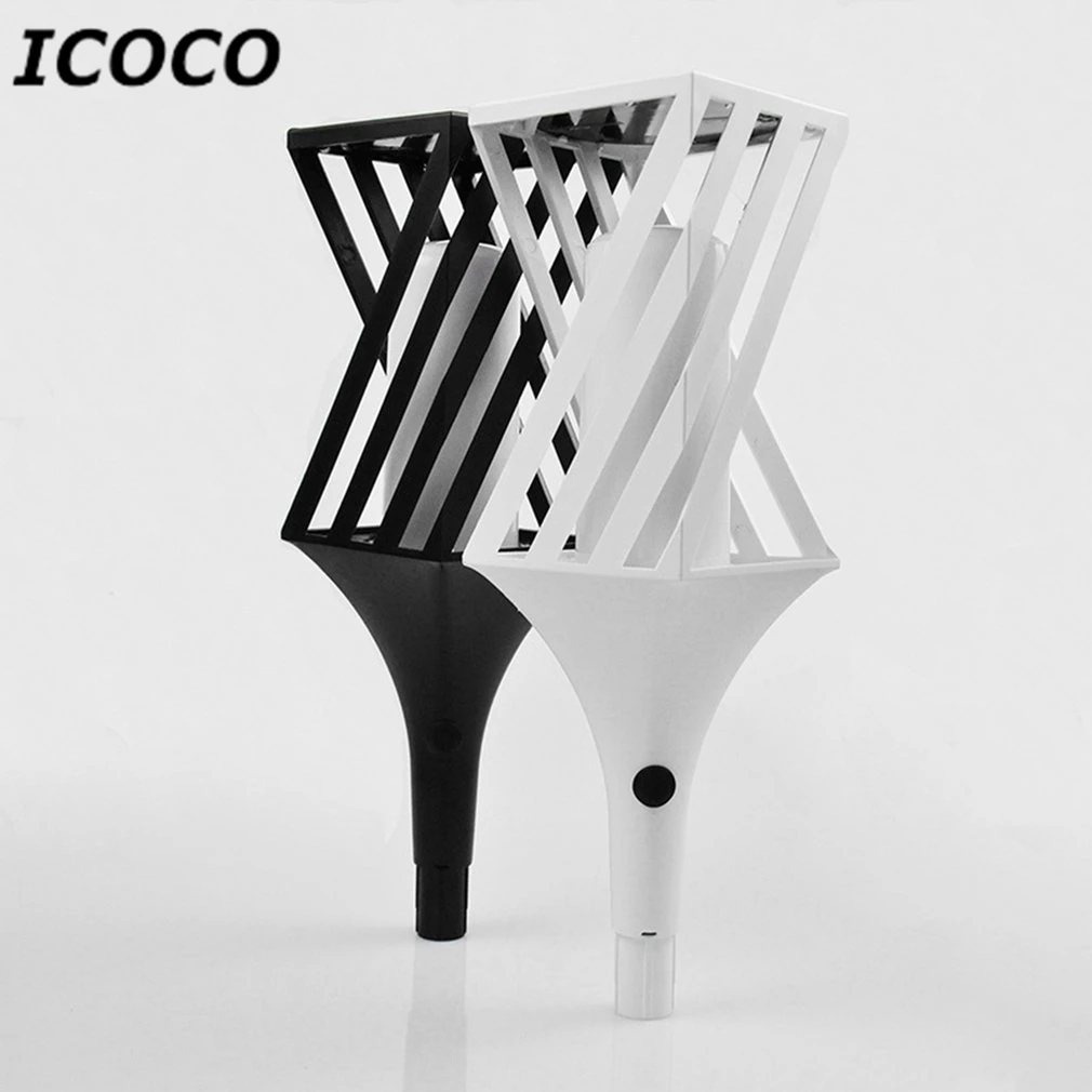 

Solar Powered LED Flickering Light Lawn Flame Lamp Fire Torch Outdoor Garden Lighting with Ground Stake Waterproof White/Black