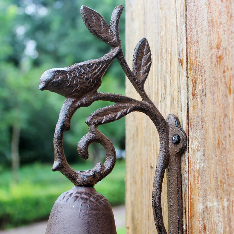 Европейский Винтаж деревенский Птица на ветке дизайн чугун настенный ручной коленчатый дверной Звонок